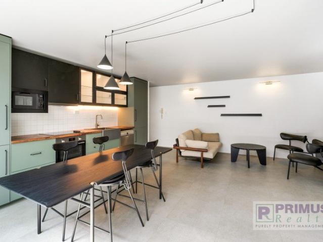 Apartment for rent in East Perth, Perth