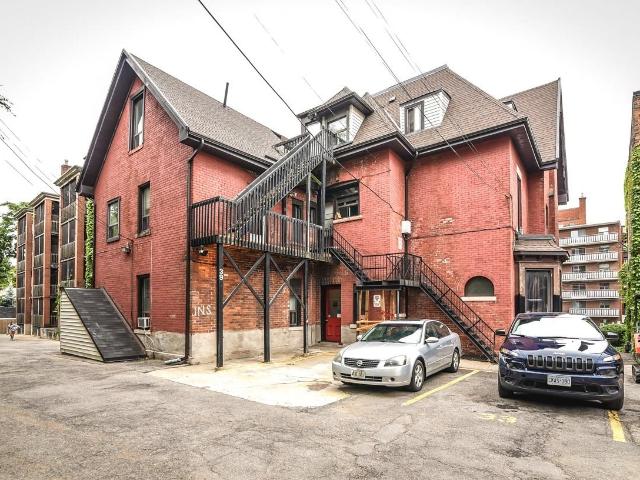 Apartment for rent in Ancaster, Ontario
