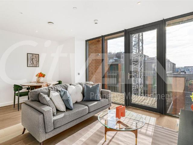 House for rent in London Borough of Hammersmith and Fulham, Greater London