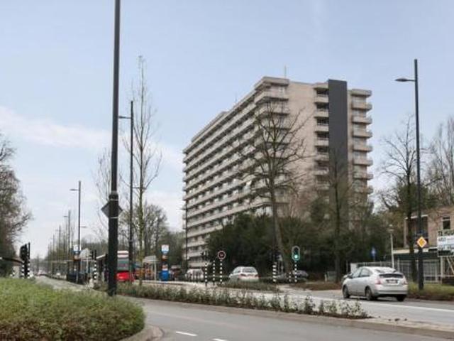 Landhuis te huur in Eindhoven, Genneperzijde