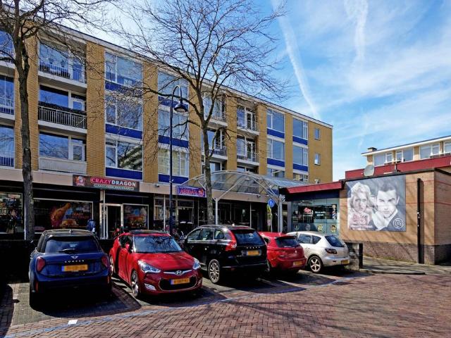 Appartement te huur in Winkelcentrum De Julianabaan, Voorburg