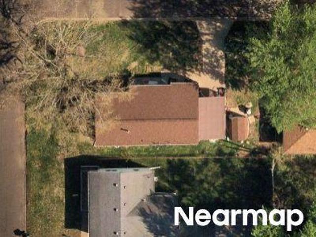 House for sale in Pekin, Illinois