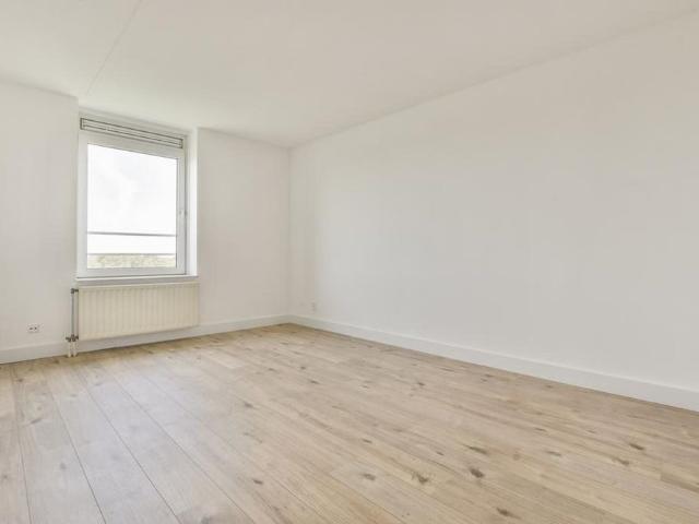Appartement te huur in Diemen, Diemen-Noord