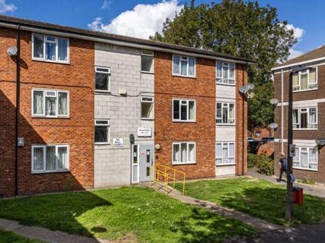 House for sale in New Boultham, Brayford