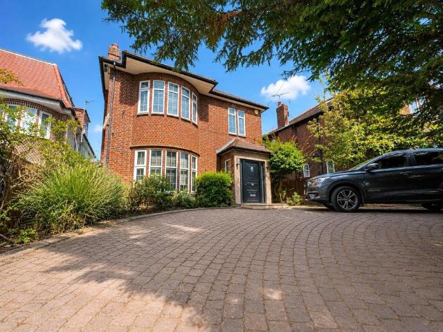 House for rent in Golders Green, Greater London