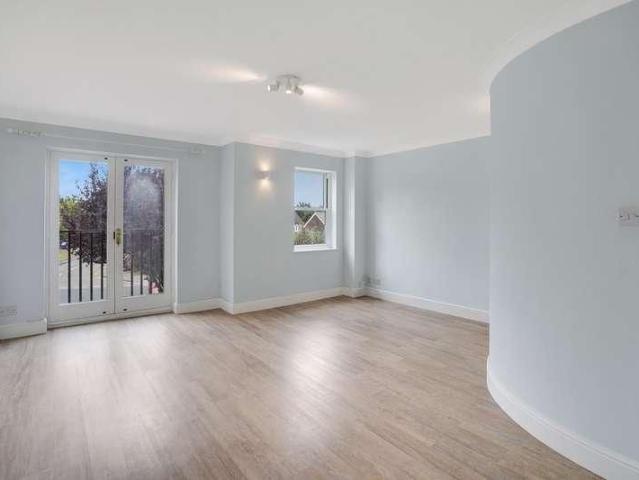 House for rent in London Borough of Croydon, Greater London