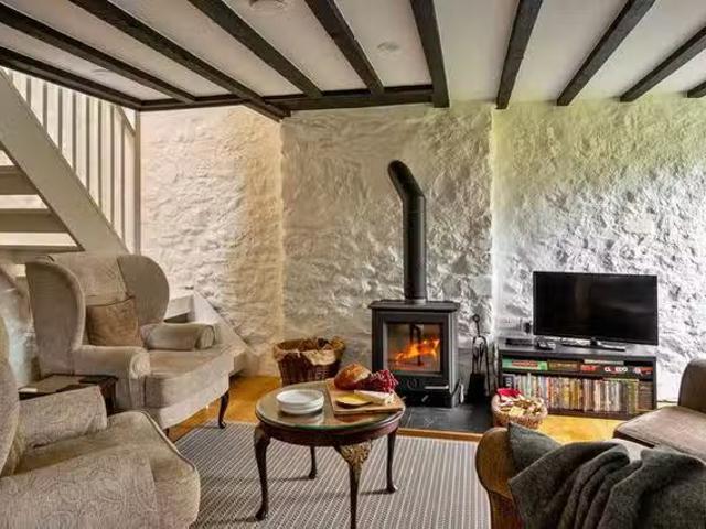 Apartment for rent in Brithdir and Llanfachreth, Wales