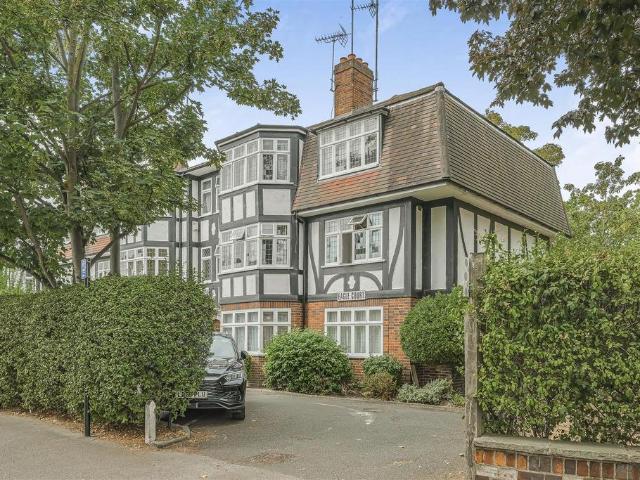 Apartment for rent in Snaresbrook, Greater London