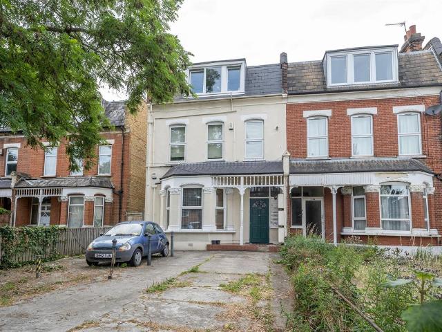 Apartment for rent in Snaresbrook, Greater London