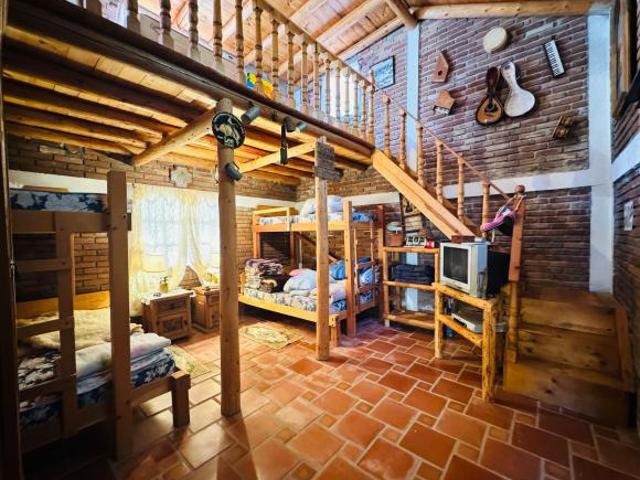 Hermosa cabaña en venta en los Lirios al Sur de Saltillo