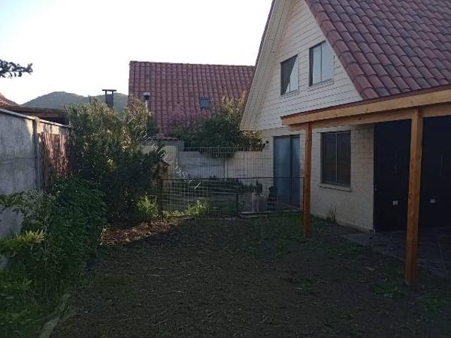 Casa en arriendo en Tiltil, Metropolitana