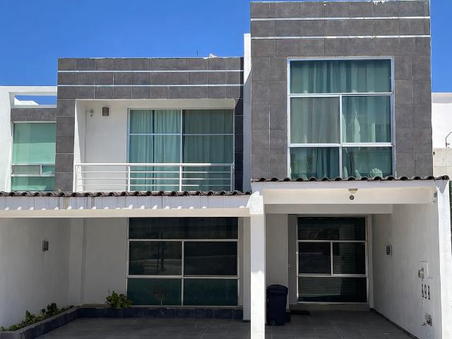 Estudio en renta en Querétaro