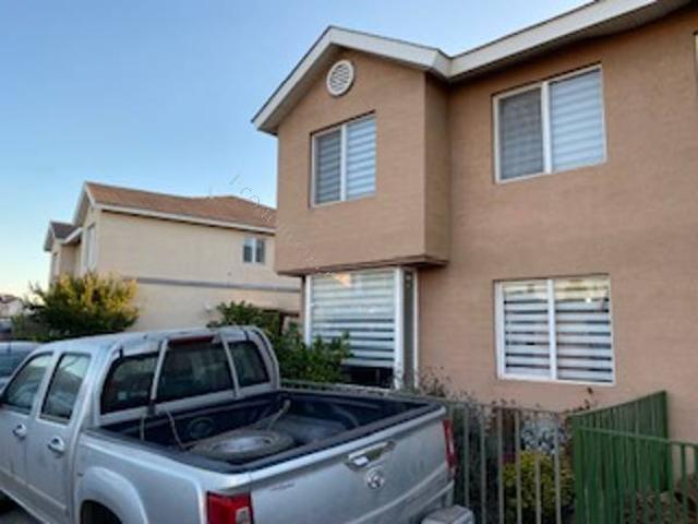 Casa en arriendo en Lampa