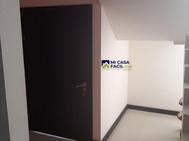 HERMOSA CASA DE 2 PLANTAS EN VENTA