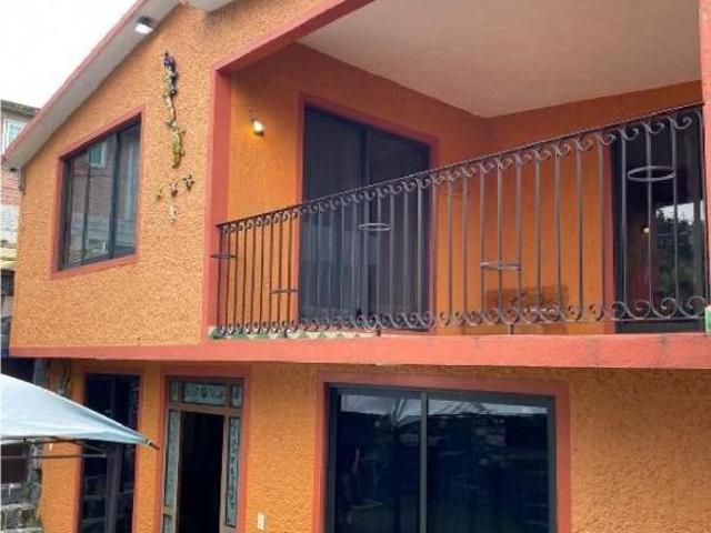 Hermosa casa de campo en Huixquilucan amueblada renta o venta