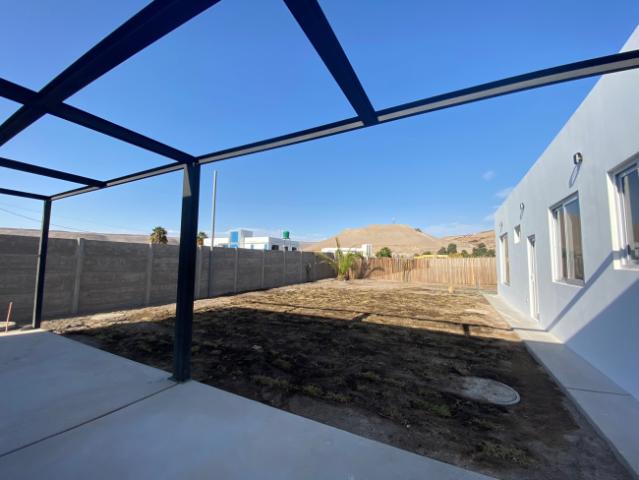 Hermosa casa en Condominio Alto Ramírez Arica