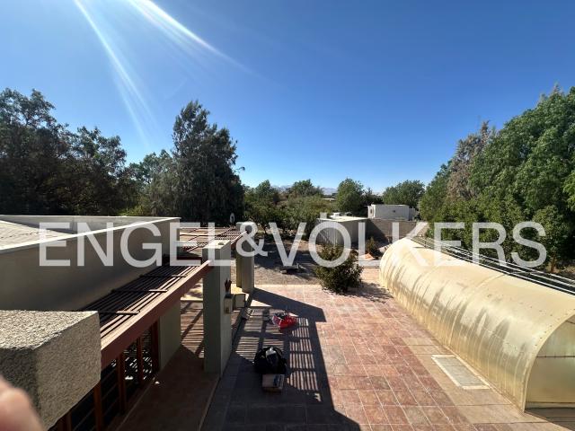 Hermosa casa en parcela