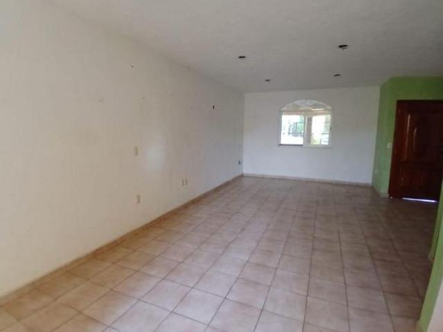 HERMOSA CASA EN POZA RICA