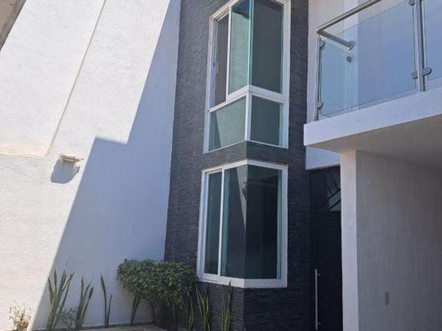 Casa en venta en Villa Corona, Jalisco