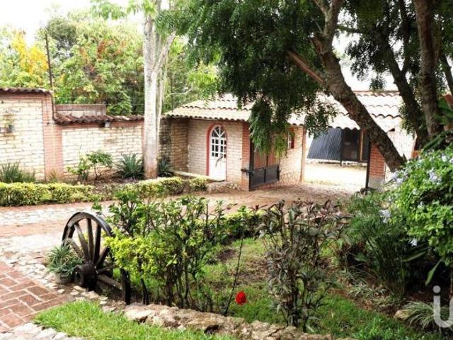 Hermosa Casa estilo Campiriano en Berriozabal