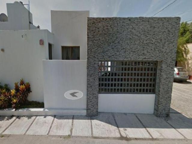 HERMOSA CASA MANZANILLO DE 600 M2 EN VENTA!