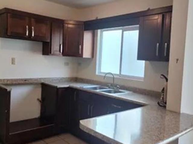 Hermosa propiedad en Residencial Senderos, Torreón. HM