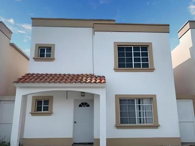 Hermosa propiedad en Residencial Senderos, Torreón. HM