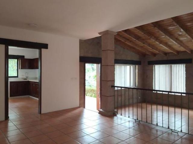 HERMOSA QUINTA CON CAFETALES