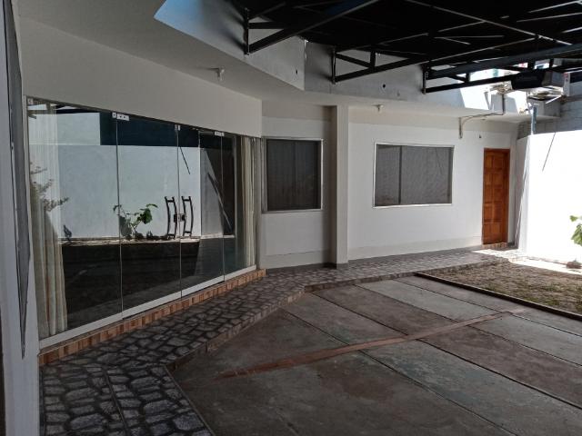 Casa alquiler en Uca