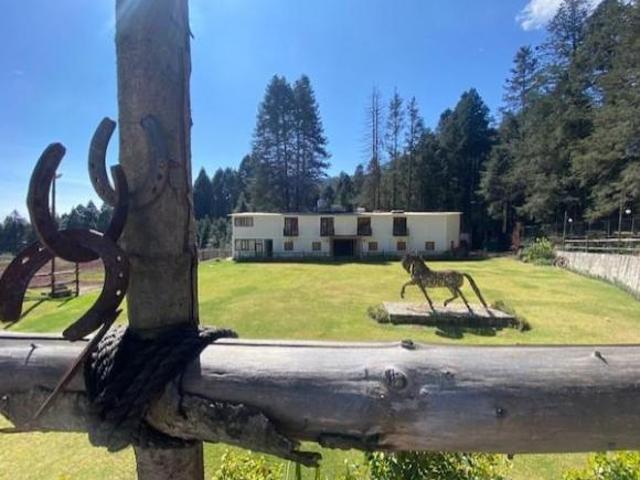 HERMOSO RANCHO ECUESTRE ZONA ESMERALDA! Totalmente equipado, excelente calidad!