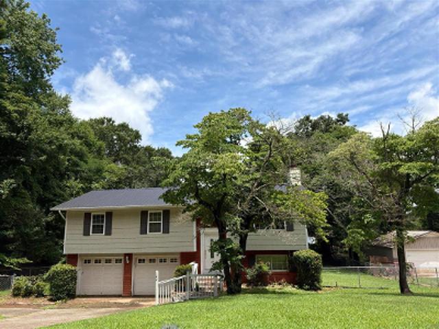 House for sale in Weaver, Alabama