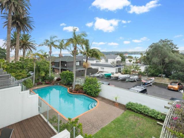 Apartment for rent in Herne Bay, Oroua County