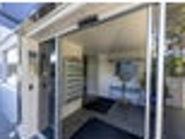 Apartment for rent in Auckland, Oroua County