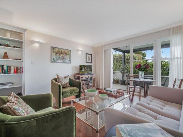 Apartment for rent in Saint Marys Bay, Auckland