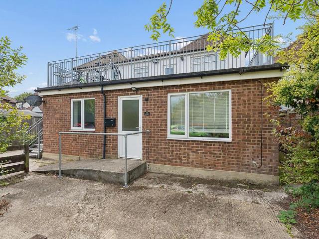 Apartment for rent in South Tankerton, The Bridge