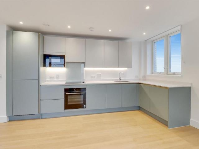 Apartment for rent in Loughborough Junction, Greater London