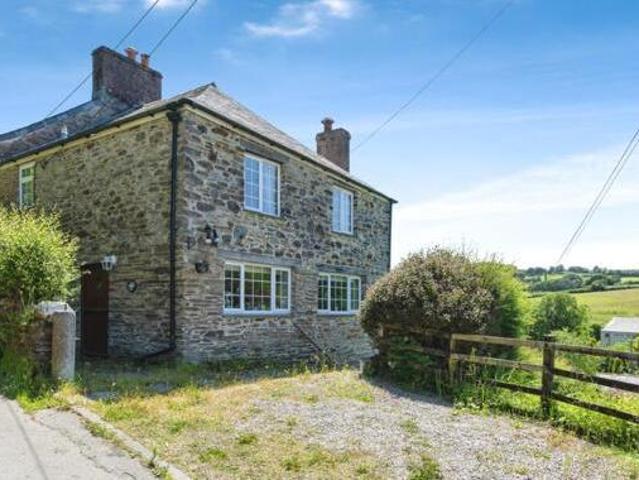 House for sale in Lamellion, Cornwall