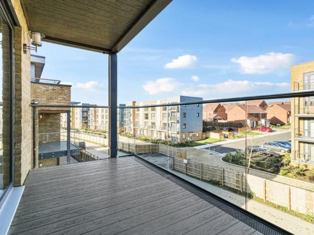 Apartment for rent in Castle Hill, Dartford