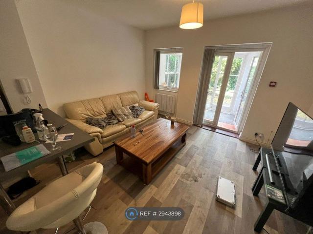 Apartment for rent in Charminster, Bournemouth