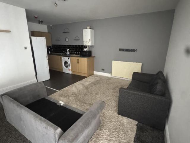 Apartment for rent in Fenton, Stoke-on-Trent