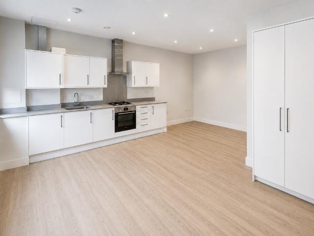 Studio for rent in Slough