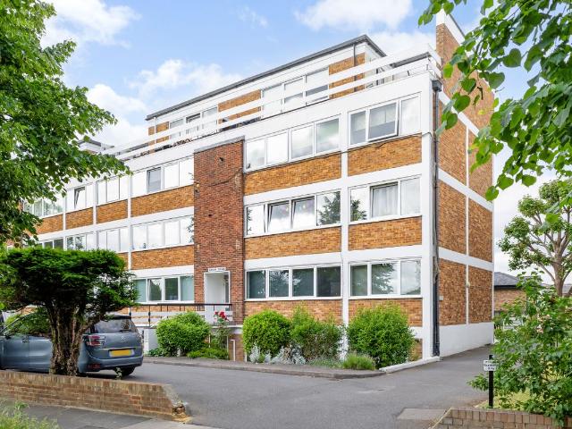 House for rent in Hampton Wick, Greater London