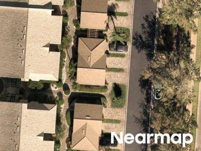Condo for sale in Naples