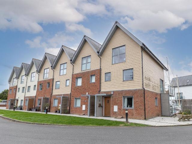 Apartment for rent in Whippingham, Isle Of Wight