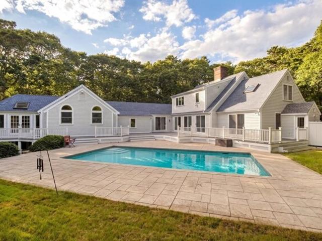House for sale in Mashpee, Barnstable County