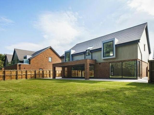House for sale in City of London, Greater London