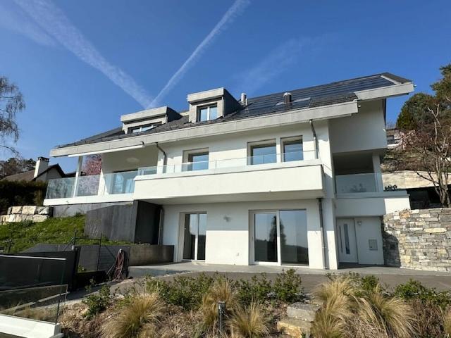 Reihenfamilienhaus mieten in Begnins, Waadt