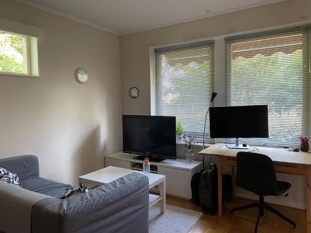 Hus hyra i Vilunda, Upplands Väsby