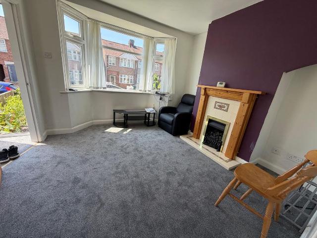 House for rent in Stoke Hill, West Midlands