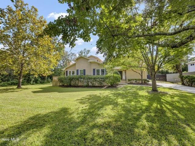 House for sale in Southport, North Carolina